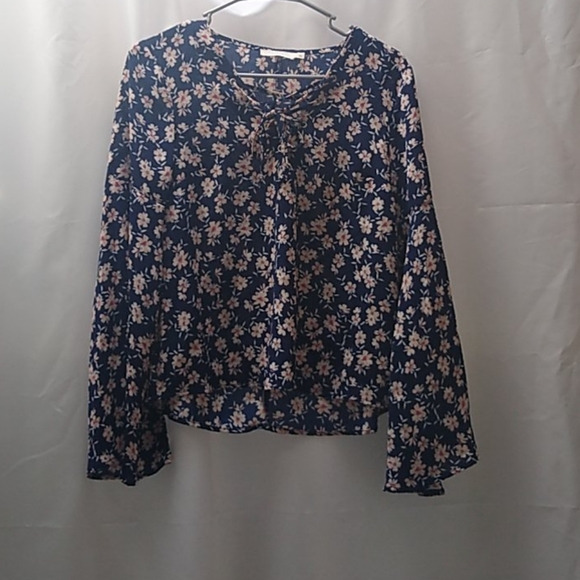 Lush long sleeve shirt with floral print - Picture 1 of 5